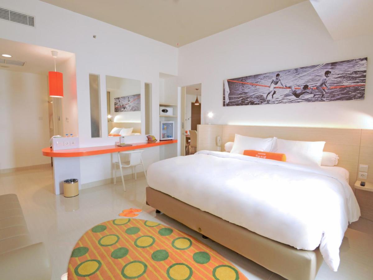 Harris Hotel Самаринда Экстерьер фото